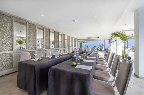 Med Meeting Room at Crowne Plaza Limassol