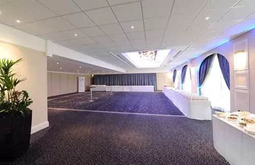 Terrace 1 room hire layout at Mercure Manchester Piccadilly Hotel