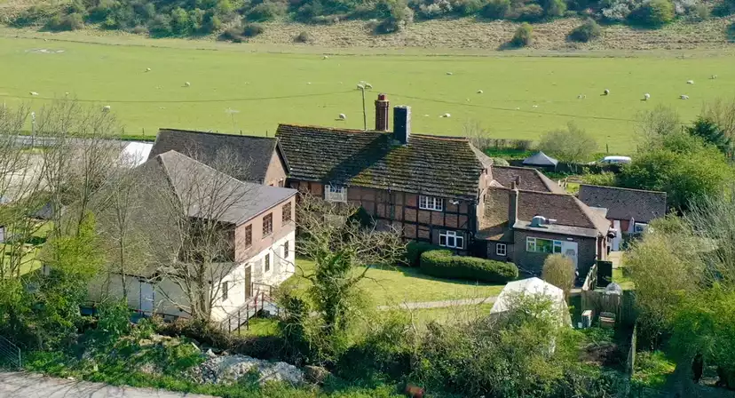Tottington Manor