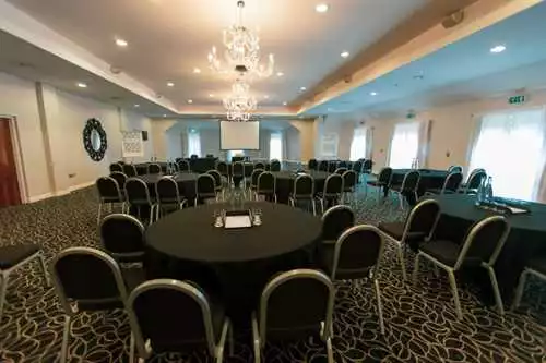Grove Suite 1 room hire layout at