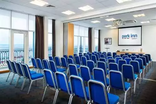 Laurel 1 room hire layout at Park Inn by Radisson Palace, Southend-on-Sea