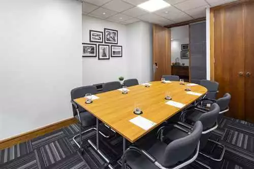 Bradenham 1 room hire layout at