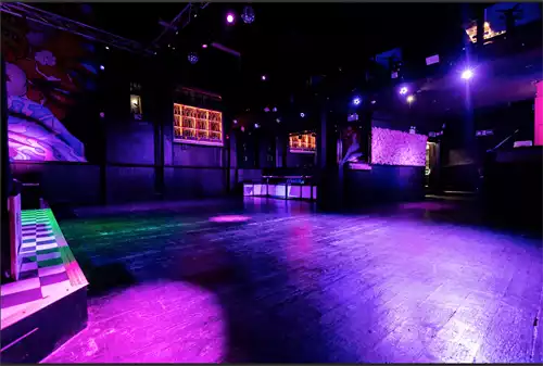 Main Floor 1 room hire layout at