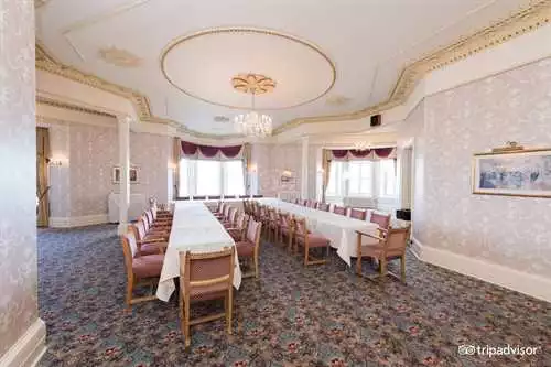 Dick Francis Suite 1 room hire layout at The Redcliffe Hotel