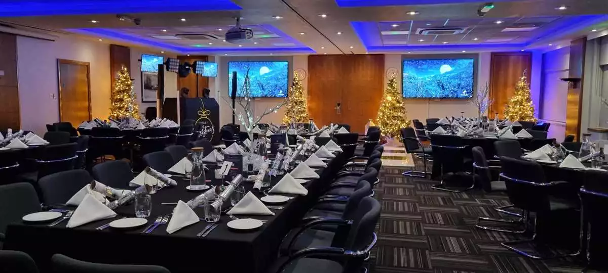 Holiday Inn High Wycombe M40 Jct 4, High Wycombe Christmas Parties 2024
