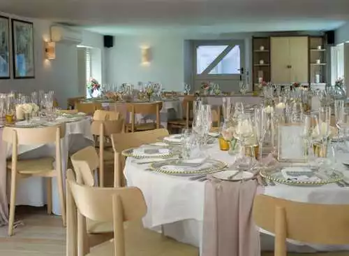 The Malthouse 1 room hire layout at