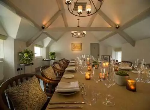The Oak 1 room hire layout at
