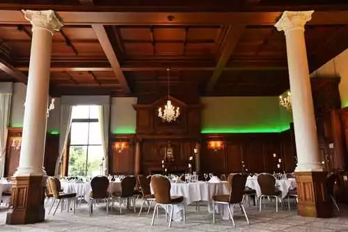 Oak Room