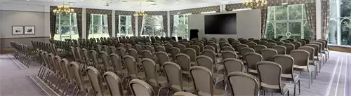 Lakeside Suite at Macdonald Kilhey Court