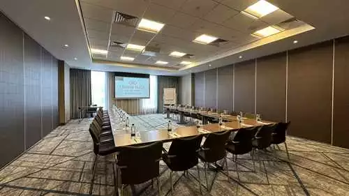 Eton at Crowne Plaza Reading
