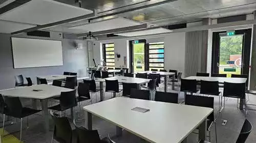 Exchange Seminar Blue 1 room hire layout at Cornwall Plus