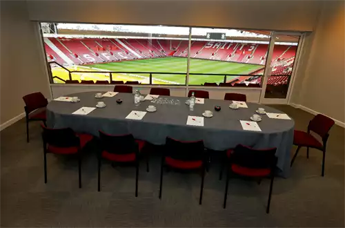 Super Box 1 room hire layout at