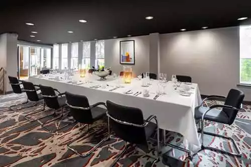 Wilson Suite at Holiday Inn Reading - South