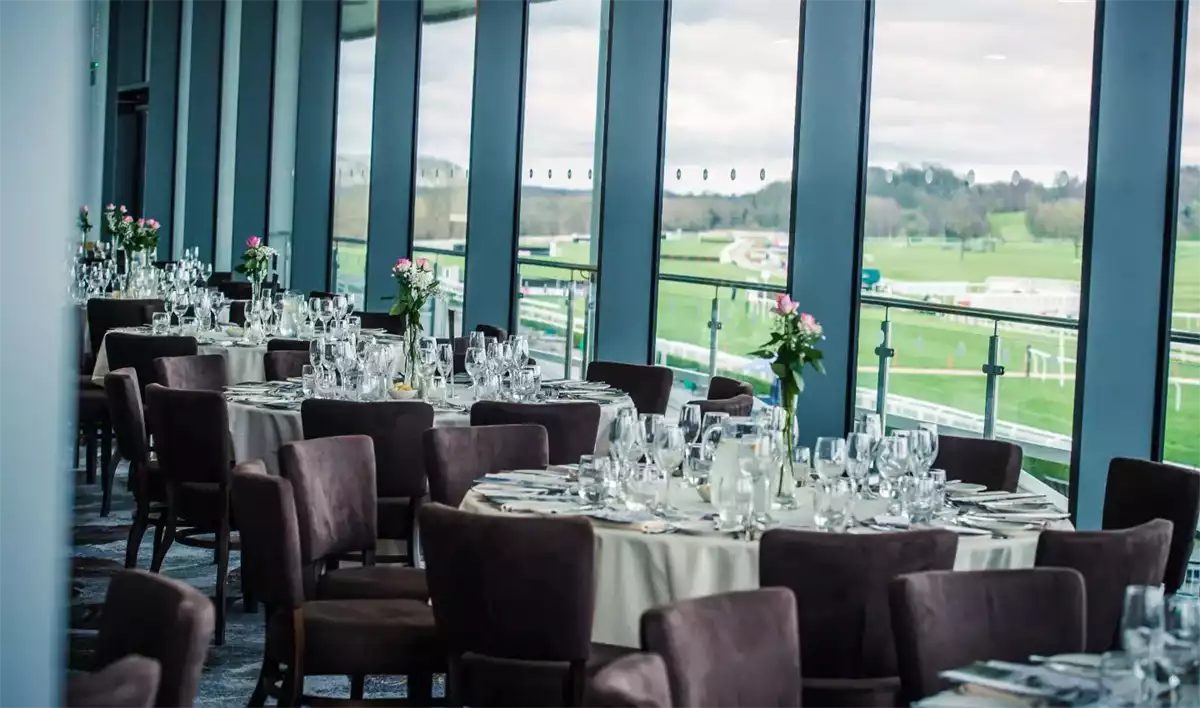 1907 Suite at Uttoxeter Racecourse in Uttoxeter