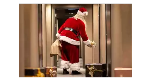 Sunday Lunch with Santa 2025 at Crowne Plaza Plymouth