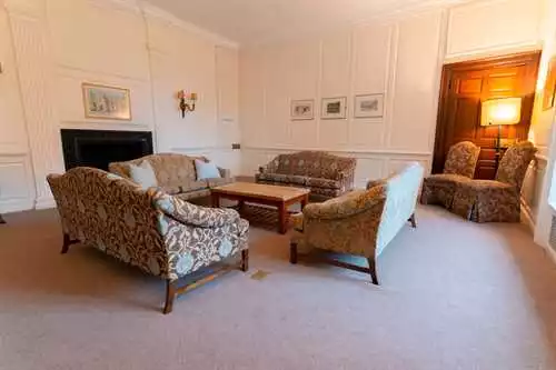 Pontin Room