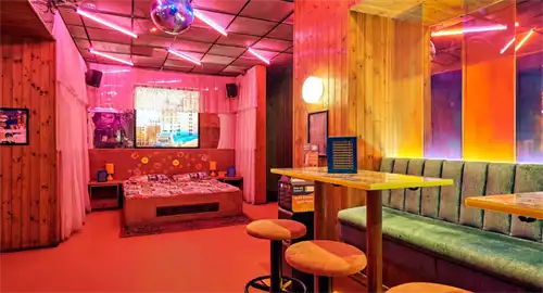 Nikki's Bar Shoreditch