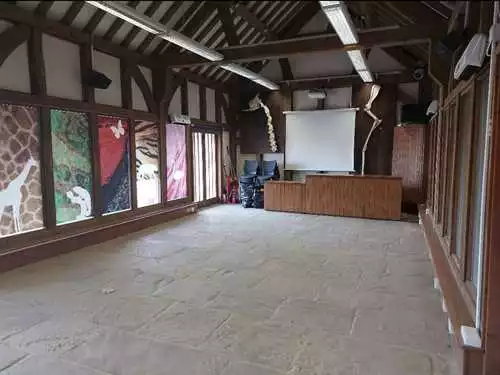 The Education Hut at Longleat
