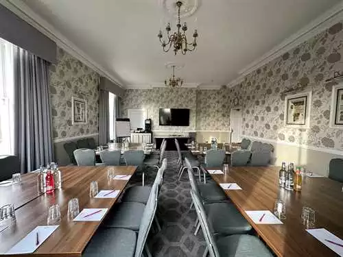 York Suite 1 room hire layout at Crowne Plaza Royal Victoria Sheffield