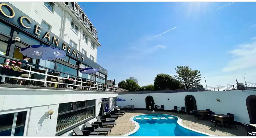 Ocean Beach Hotel