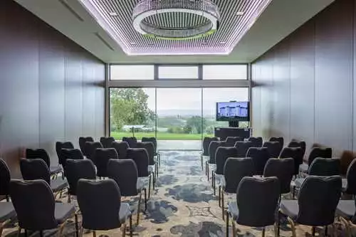 The Burford 1 room hire layout at Tewkesbury Park