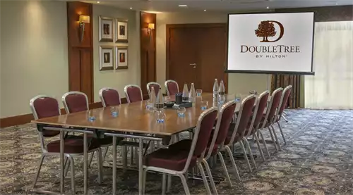 Avon Suite at DoubleTree by Hilton Stratford Upon Avon