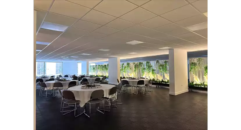 Hampton by Hilton Torquay Christmas Parties 2025