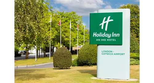 Holiday Inn London - Gatwick Airport  Christmas Parties 2025