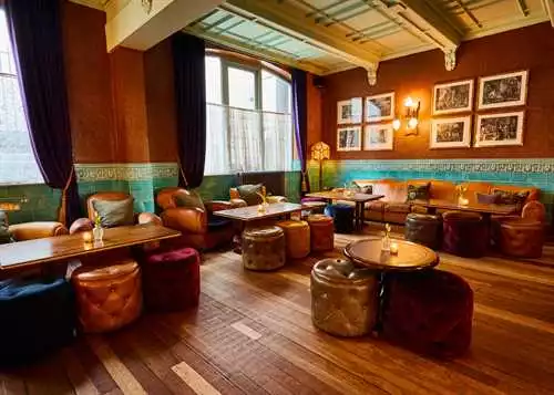 Holden Room 1 room hire layout at