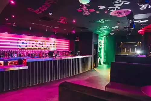 Lounge Bar