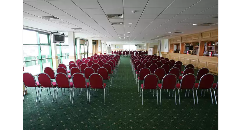 Great Yarmouth Racecourse Christmas Parties 2025