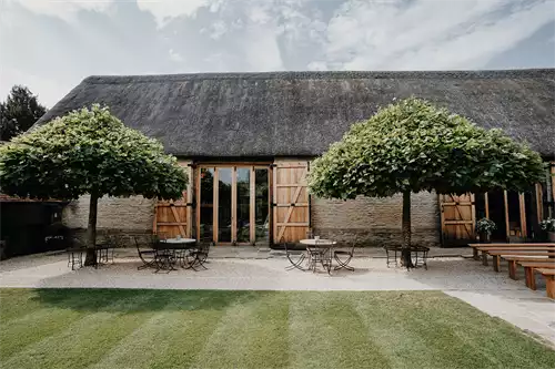 The Thatched Barn 1 room hire layout at