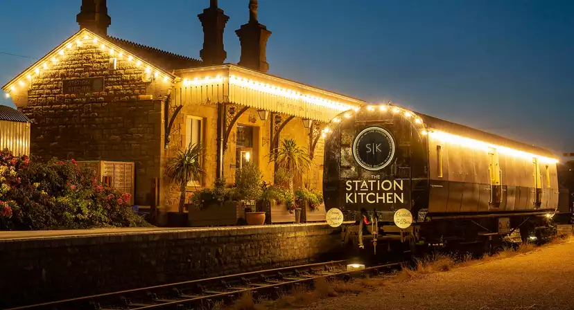 Platform Restaurant West Bay