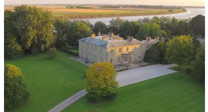Saltmarshe Hall