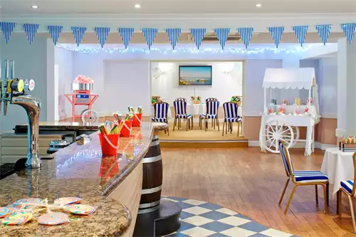 Harry's Bar 1 room hire layout at Bournemouth Highcliff Marriott Hotel