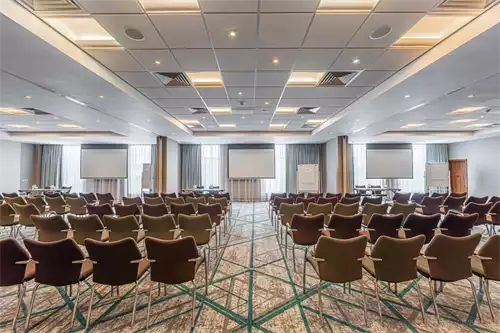 Buckingham Suite at Crowne Plaza Reading