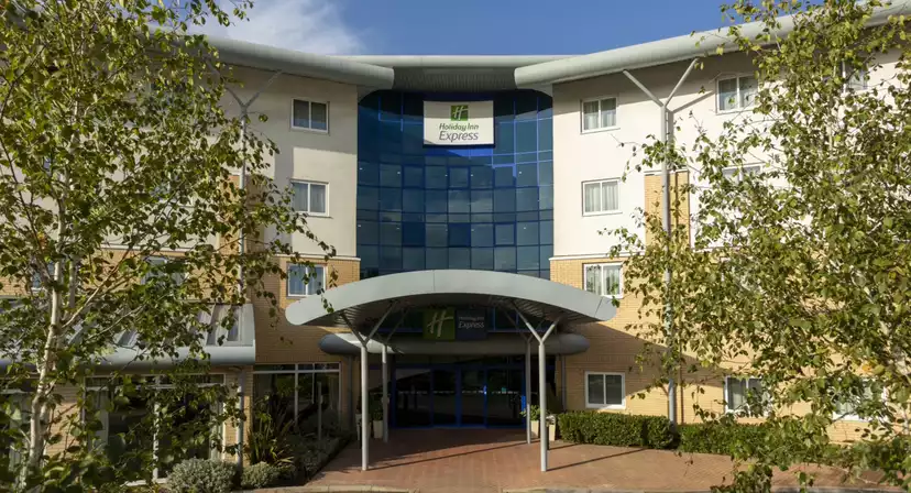 Holiday Inn Express Southampton M27 Christmas Parties 2026