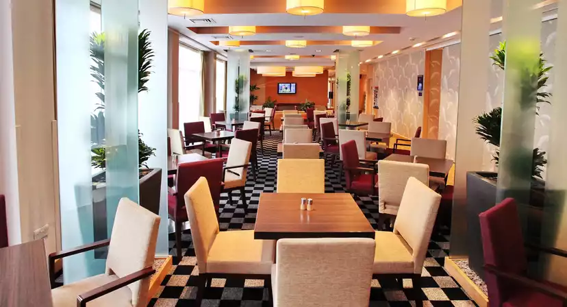 Holiday Inn Express Birmingham Redditch Christmas Parties 2026