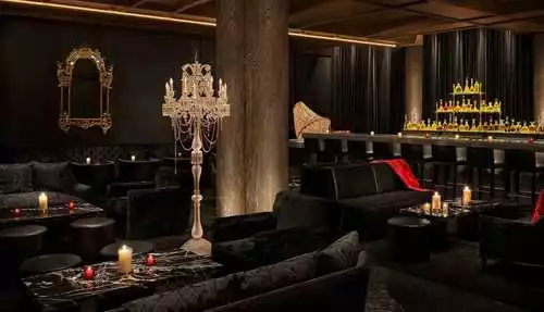 Two Fifteen at PUBLIC Hotel New York City