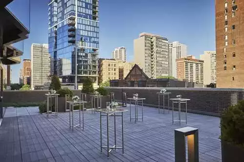 Lakeview Terrace at Viceroy Chicago