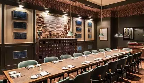 Regatta Room at Viceroy Chicago