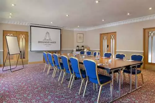 Stratford Suite at Bridgewood Manor