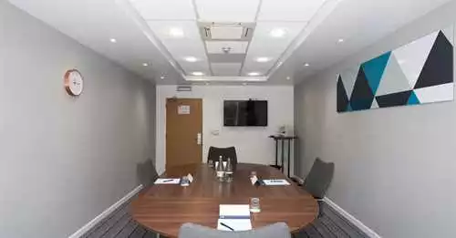 Syndicate Room 2 at Holiday Inn Express Leigh - Sports Village