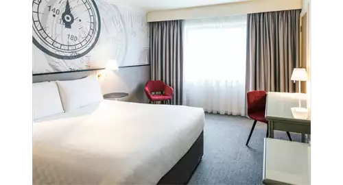 Mercure Dartford Brands Hatch Hotel and Spa Christmas Parties 2026