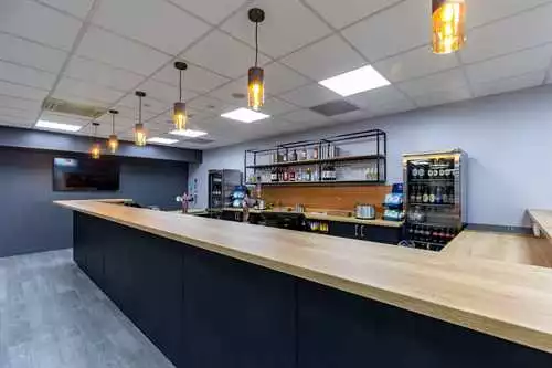 Criterion Bar