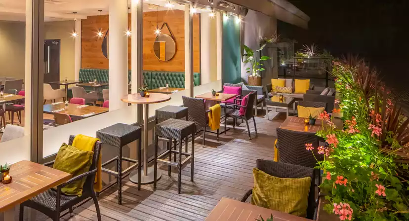Hilton Garden Inn Bristol City Centre Christmas Parties 2026
