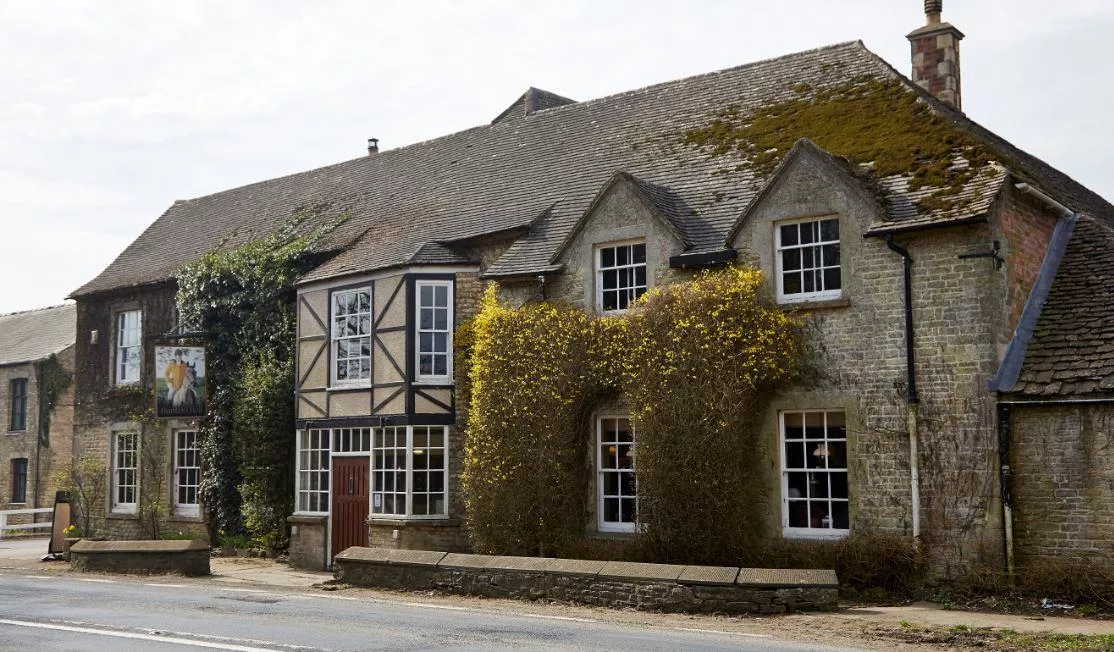 Hunter's Hall Inn, Kingscote