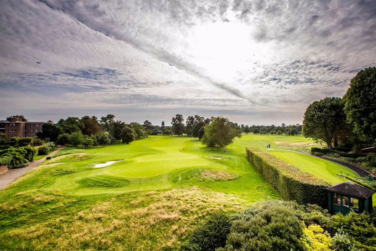 Roehampton Club