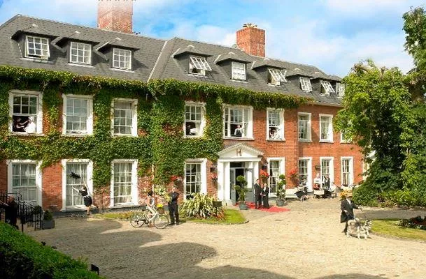 Hayfield Manor