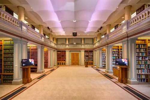 Library 1 room hire layout at The Royal Society of Chemistry, Burlington House